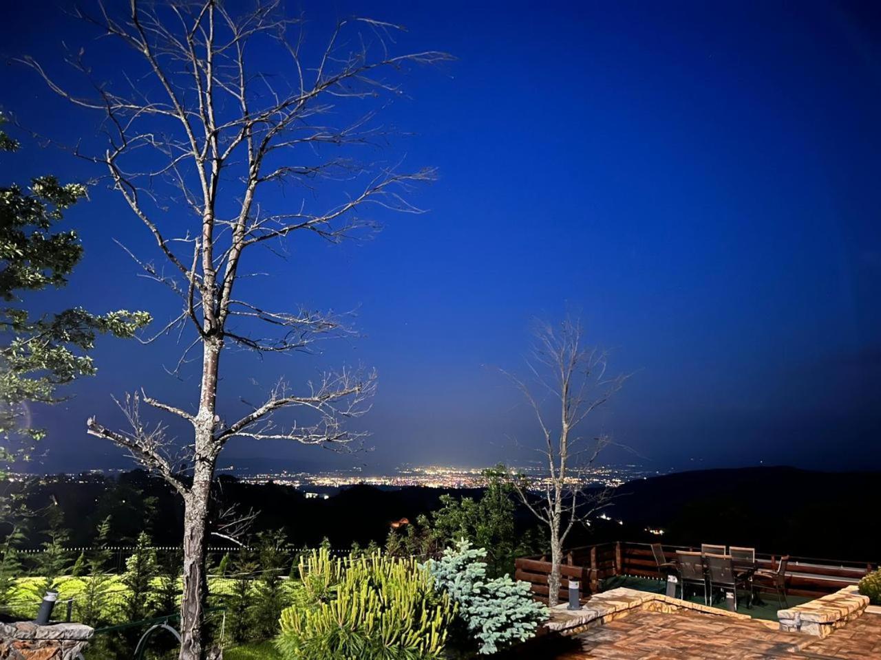 Villa Ozoni - Jezerc Феризово Екстериор снимка